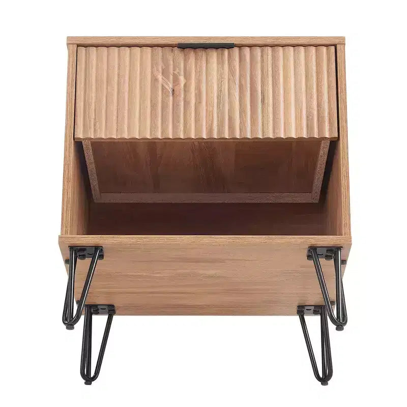 Table de chevet avec tiroir marron doré