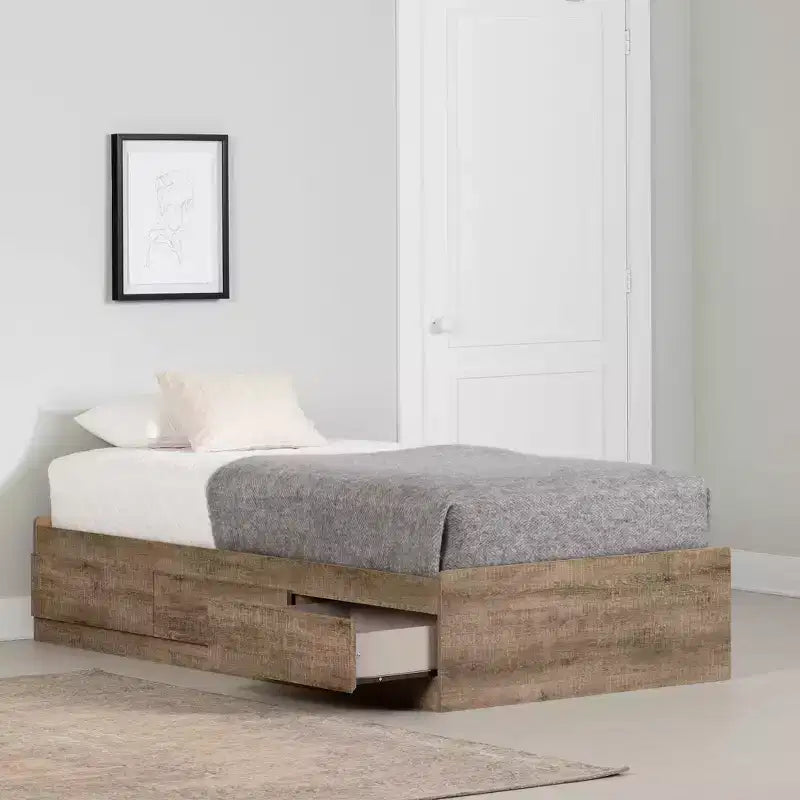 Lit plateforme en noyer naturel