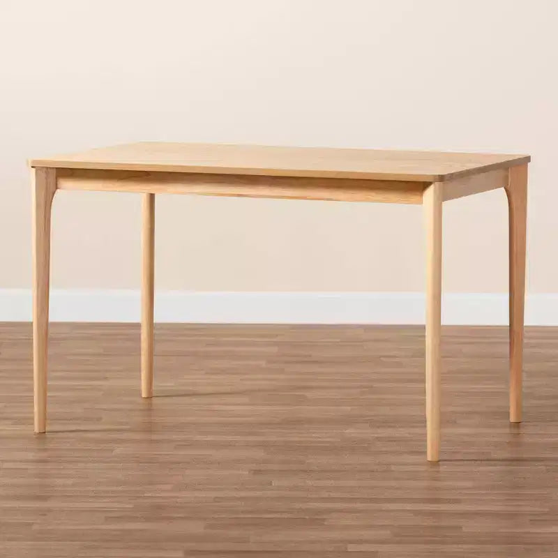 Table à manger en bois