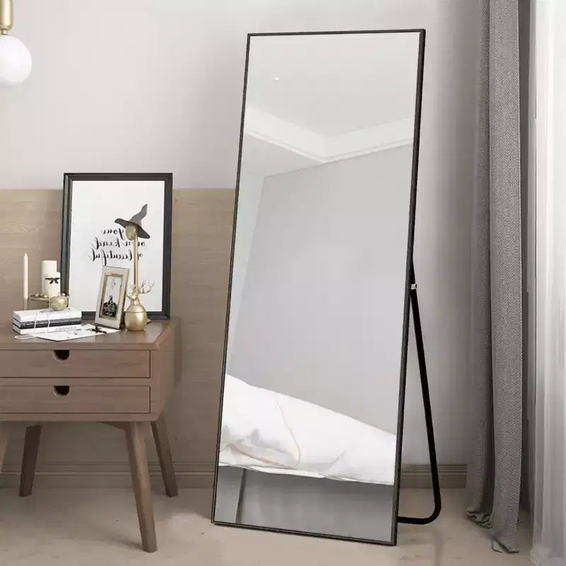 Miroir rectangulaire pleine longueur avec cadre en métal