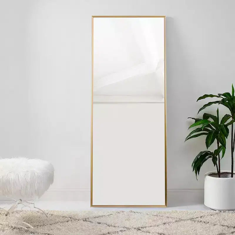 Miroir rectangulaire pleine longueur avec cadre en métal